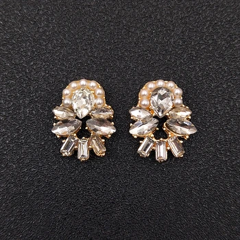 2.2 * 1.8 cm Metal İnci Çiçek Rhinestone Düğmeler Flatback Gelin Şapkalar Giyim Dikiş DIY Takı Aksesuarları