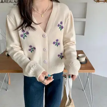 Sonbahar 2023 Kadın V Yaka Çiçek nakış Hırka Rahat Gevşek Kazak Kore Moda Mizaç Örme Ceket Giyim
